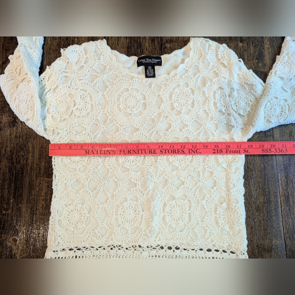 Celina Yang Crochet Women's Sweater‎ - Picture 7 of 7